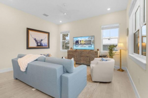 Stunning - Close to the Beach, Heated Pool